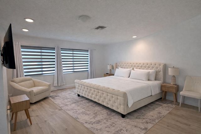 4 Westgate Lane 4c, Boynton Beach, FL 33436