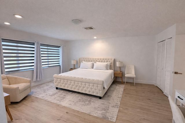 4 Westgate Lane 4c, Boynton Beach, FL 33436
