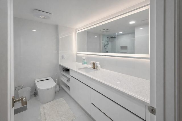 4 Westgate Lane 4c, Boynton Beach, FL 33436