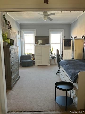 6556 Myrtle Avenue, Glendale, NY 11385