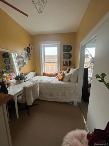 6556 Myrtle Avenue, Glendale, NY 11385