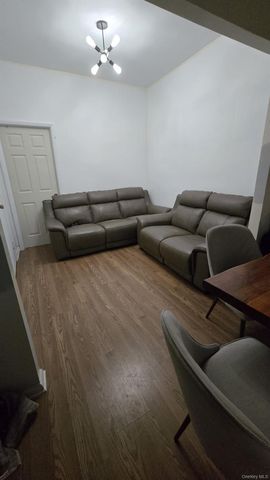 6556 Myrtle Avenue, Glendale, NY 11385