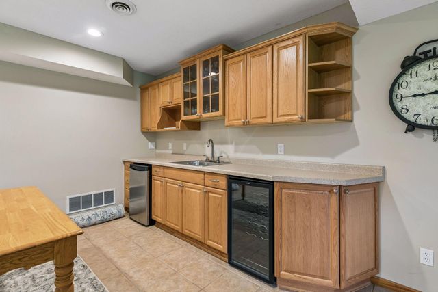 16721 Farrago Trail, Farmington, MN 55024