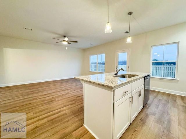 43 Hamilton Drive, Hinesville, GA 31313