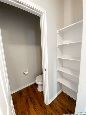 6802 Freedom Hills, San Antonio, TX 78242