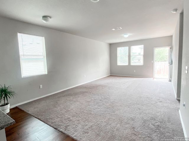 6802 Freedom Hills, San Antonio, TX 78242