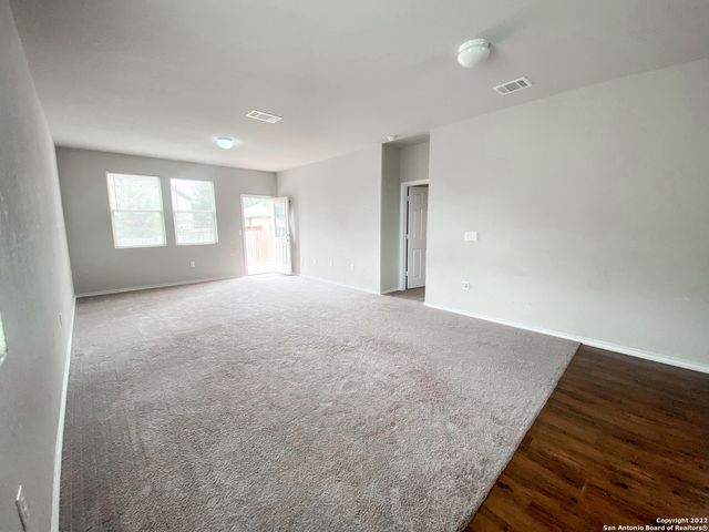6802 Freedom Hills, San Antonio, TX 78242
