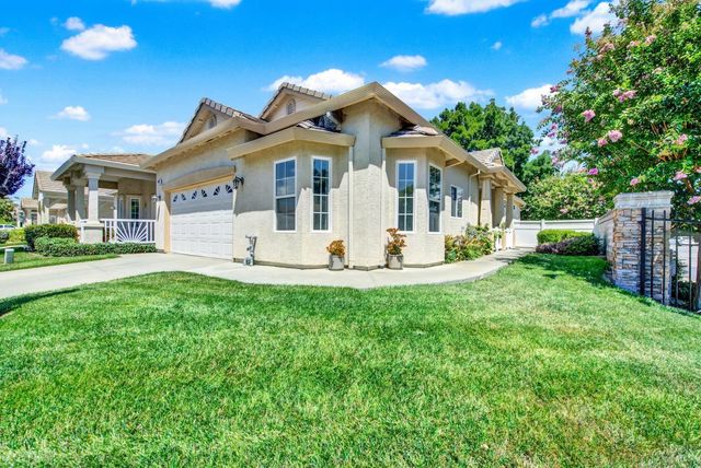401 Marvin Gardens Dr, Vacaville, CA 95687