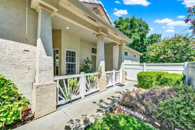 401 Marvin Gardens Dr, Vacaville, CA 95687