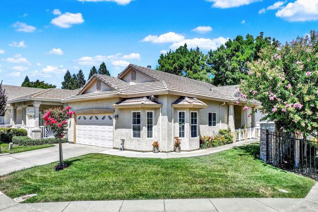 401 Marvin Gardens Dr, Vacaville, CA 95687