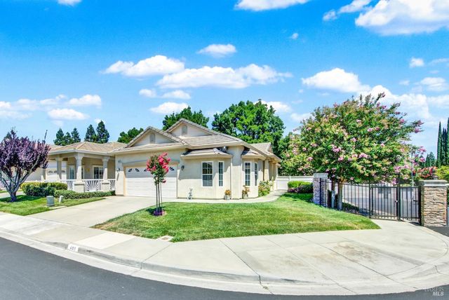 401 Marvin Gardens Dr, Vacaville, CA 95687