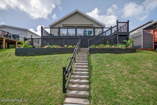 292 MAXWELL Drive, Welaka, FL 32193