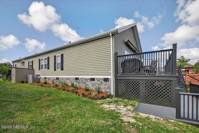 292 MAXWELL Drive, Welaka, FL 32193