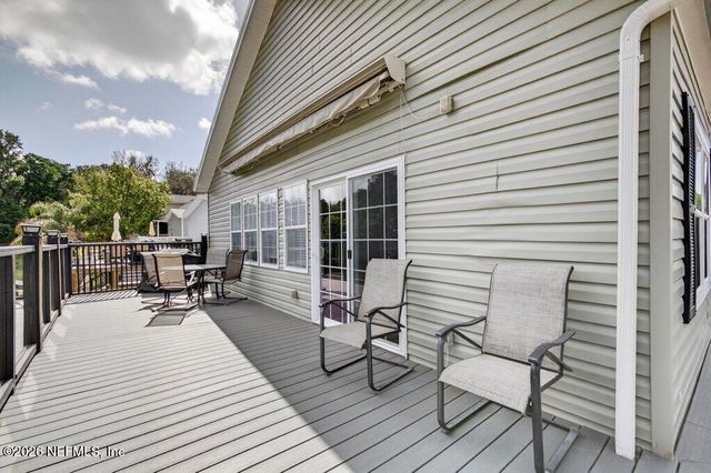 292 MAXWELL Drive, Welaka, FL 32193