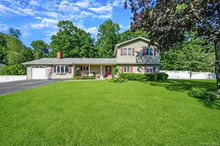 47 Fox Lane, Shoreham, NY 11786