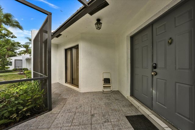 100 Sunshine Boulevard, Royal Palm Beach, FL 33411