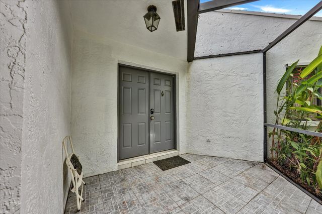 100 Sunshine Boulevard, Royal Palm Beach, FL 33411