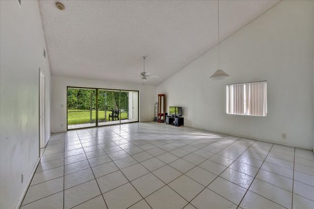 100 Sunshine Boulevard, Royal Palm Beach, FL 33411