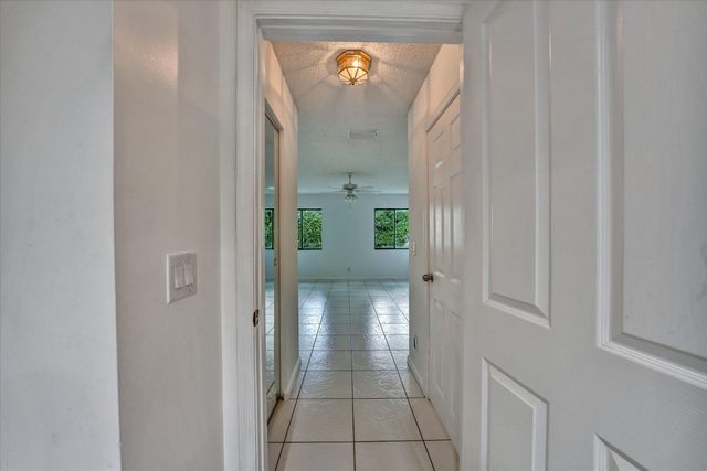 100 Sunshine Boulevard, Royal Palm Beach, FL 33411