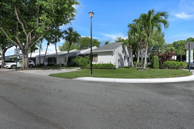 100 Sunshine Boulevard, Royal Palm Beach, FL 33411