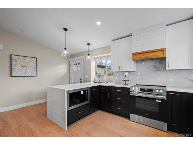 5730 W 74th Ave, Arvada, CO 80003