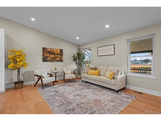 5730 W 74th Ave, Arvada, CO 80003