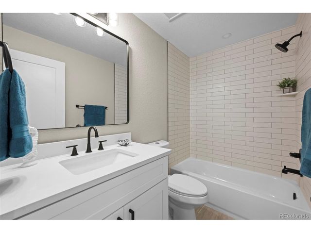 5730 W 74th Ave, Arvada, CO 80003