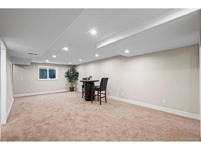 5730 W 74th Ave, Arvada, CO 80003