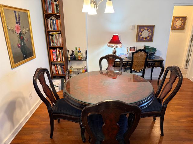 2195 Poplar Ave Apt 304, Memphis, TN 38104