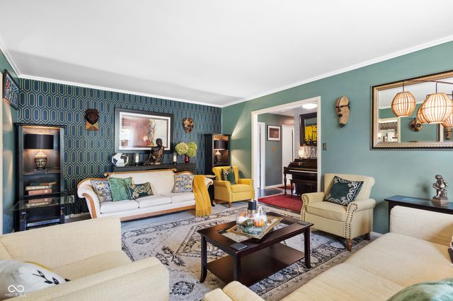 6160 Hazelwood Avenue, Indianapolis, IN 46228