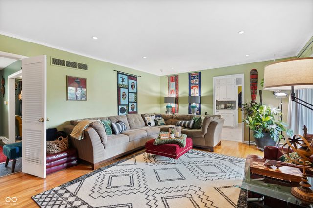 6160 Hazelwood Avenue, Indianapolis, IN 46228