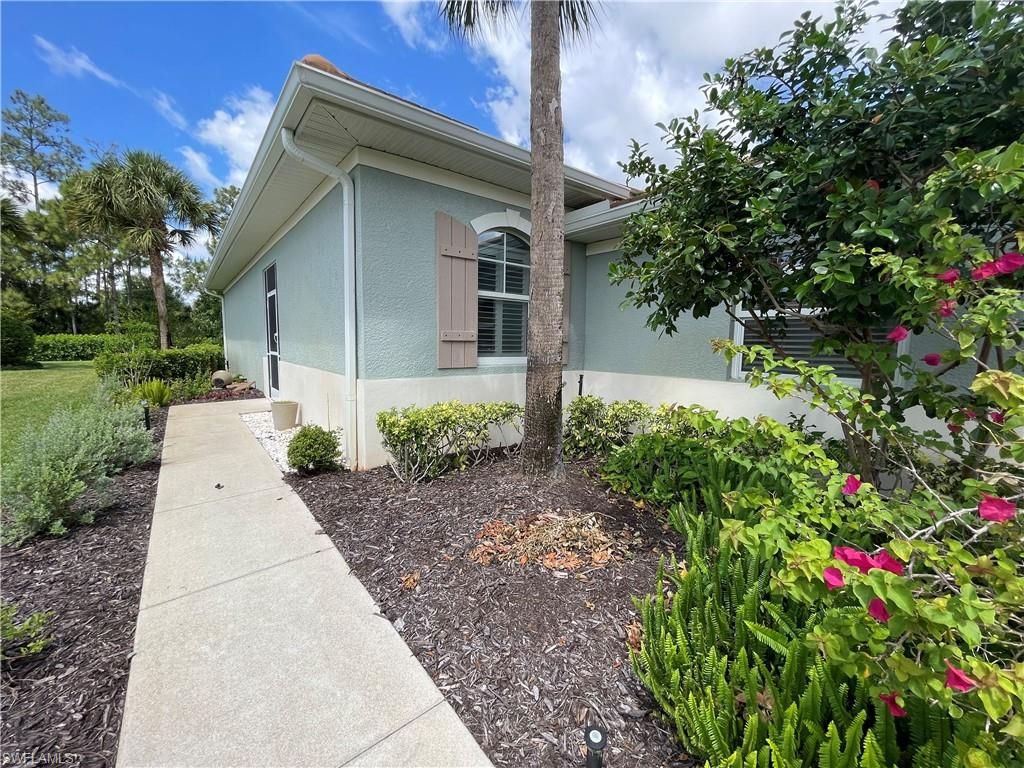 10640 Camarelle CIR, FORT MYERS, FL 33913 — photo 4