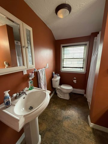 7 Willow Street, Allenstown, NH 03275