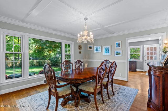 3906 Leland Rd, Louisville, KY 40207