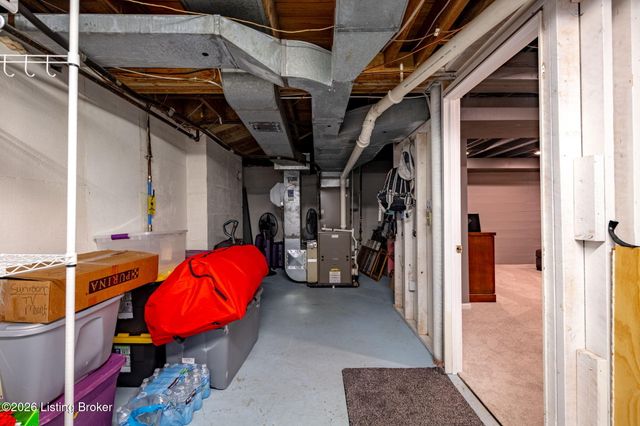 3906 Leland Rd, Louisville, KY 40207