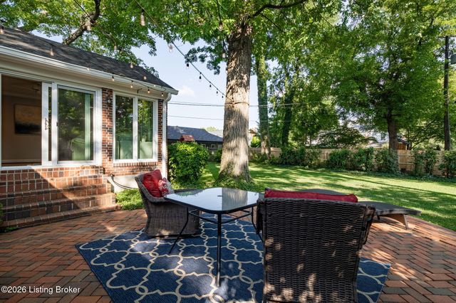 3906 Leland Rd, Louisville, KY 40207