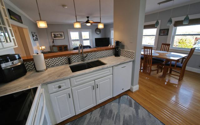 79 Western Avenue N 606, Saint Paul, MN 55102