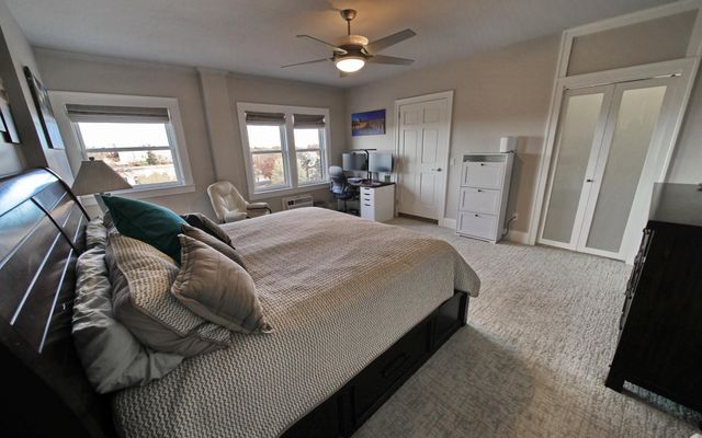 79 Western Avenue N 606, Saint Paul, MN 55102