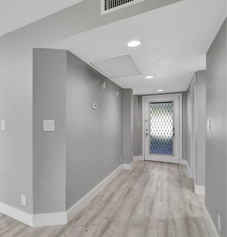 1704 Andros Isle E-1, Coconut Creek, FL 33066