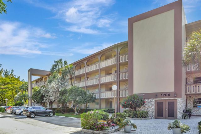 1704 Andros Isle E-1, Coconut Creek, FL 33066