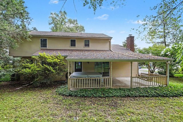 621 ENSMINGER DR, York, PA 17407