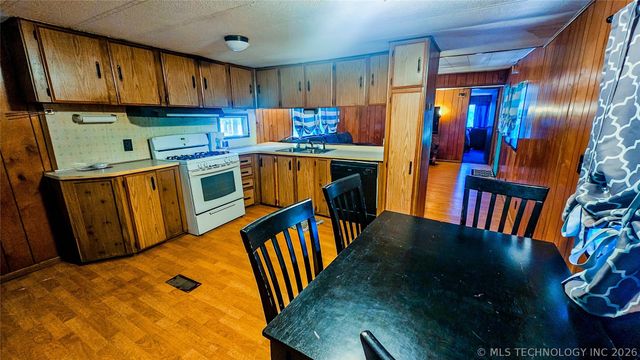 120347 S 4186 Road, Eufaula, OK 74432