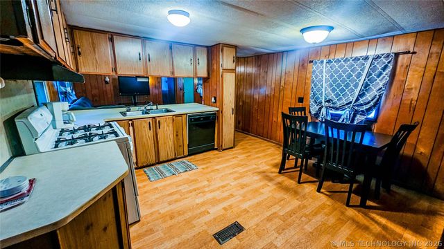 120347 S 4186 Road, Eufaula, OK 74432