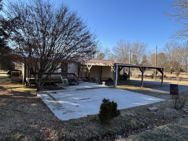 416 Marbury Rd, Tullahoma, TN 37388