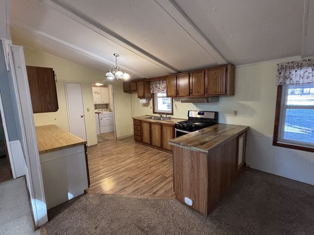 416 Marbury Rd, Tullahoma, TN 37388