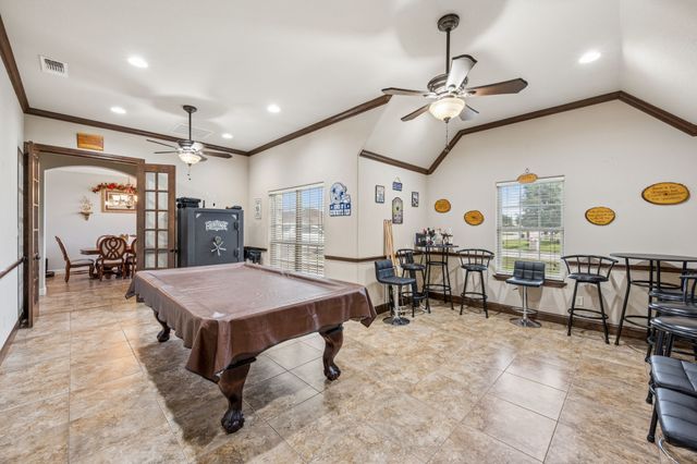 3000 Elkton Drive, Granbury, TX 76049