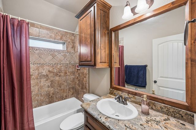 3000 Elkton Drive, Granbury, TX 76049