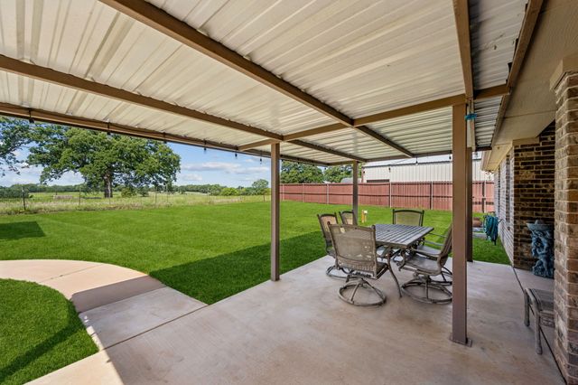 3000 Elkton Drive, Granbury, TX 76049