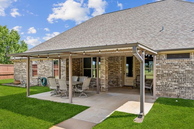 3000 Elkton Drive, Granbury, TX 76049