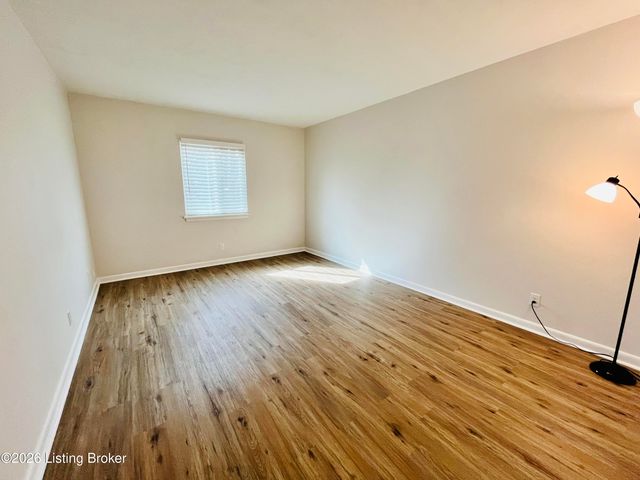 1935 Gardiner Ln APT F92, Louisville, KY 40205